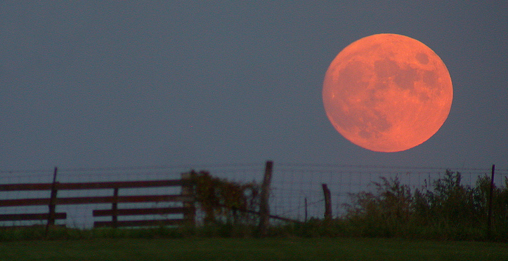 September’s Harvest Moon